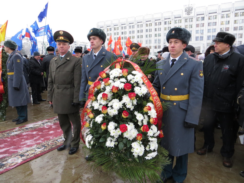 Самара. 6 декабря 2013 года в Самаре прошли торжественные мероприятия, посвященные Дню Героев Отечества