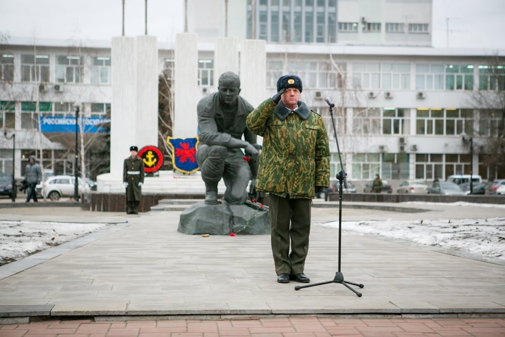 Герои России добились награждения воинов, погибших 20 лет назад