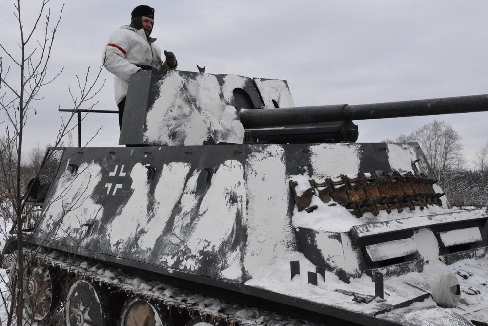 Реконструкция боев Ленинградского и Волховского фронтов в п. Порожки Ленинградской обл.