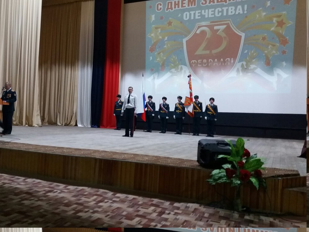Гвардейцев поздравили с Днём защитника Отечества