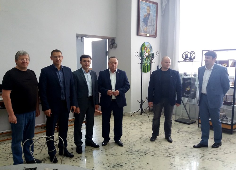 Златоуст и Еткуль развивают совместные проекты с крымчанами