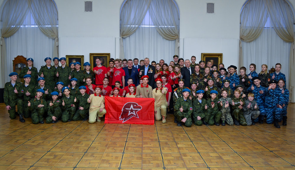 Церемония принятия в ряды ЮНАРМИИ