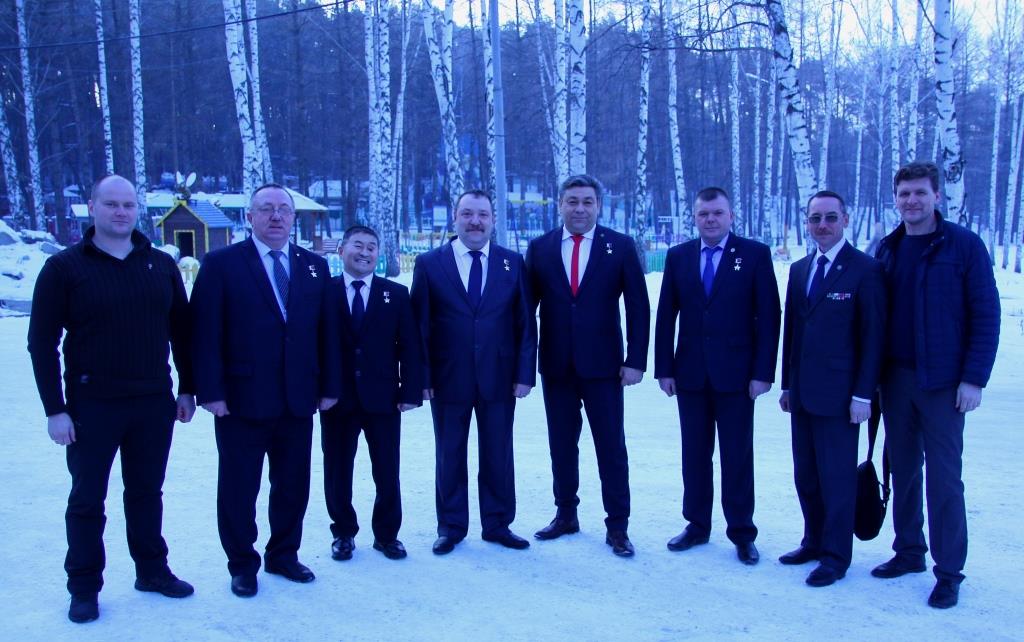 Вместе созидать и воспитывать патриотов России