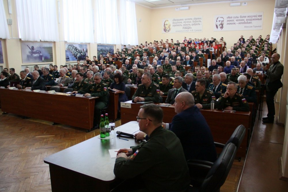 Опыт истории для обеспечения мирного будущего страны