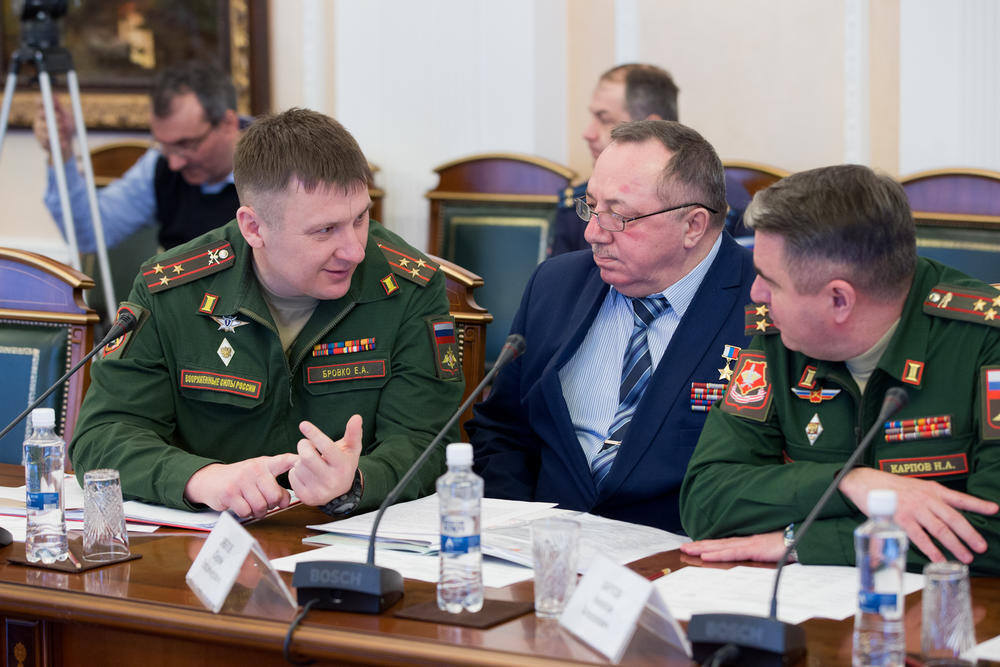 Активисты военно-шефской работы передали главе региона предложения к юбилею Победы