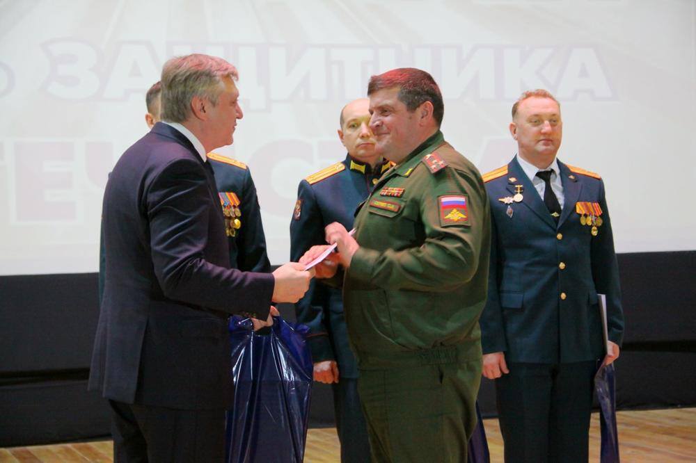 Гвардейская дивизия чествовала лучших военнослужащих