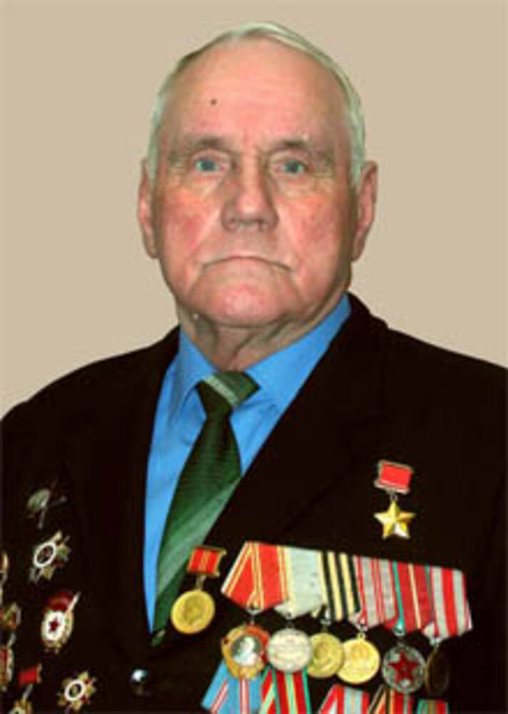 Герою Советского Союза Александру Ивановичу Семёнову — 98 лет!