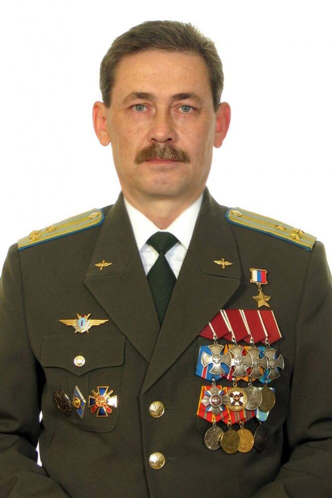Поздравляем Героя Российской Федерации Воловикова Андрея Валентиновича с Днём Рождения!