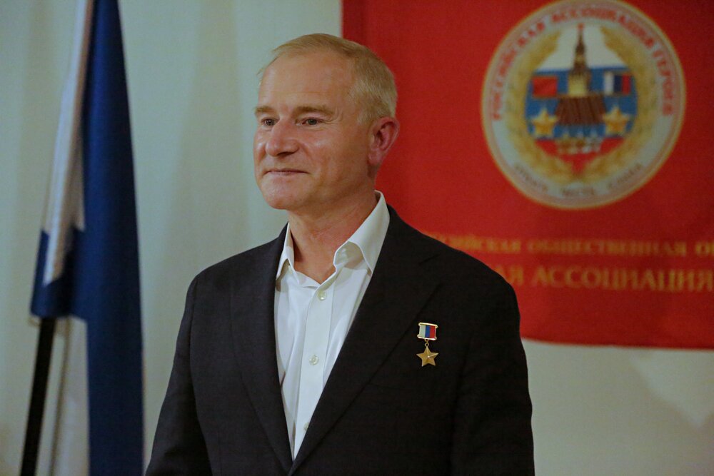 Прямая трансляция онлайн встречи с Героем Российской Федерации Ю.В.Цветовым