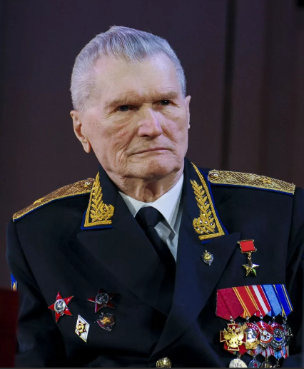 Поздравляем Героя Советского Союза Зайцева Геннадия Николаевича с Юбилеем!