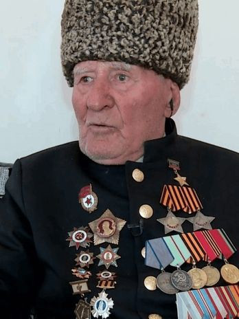 Поздравляем Героя Советского Союза Садыкова Ибрагим-Пашу Султановича с Днем Рождения!